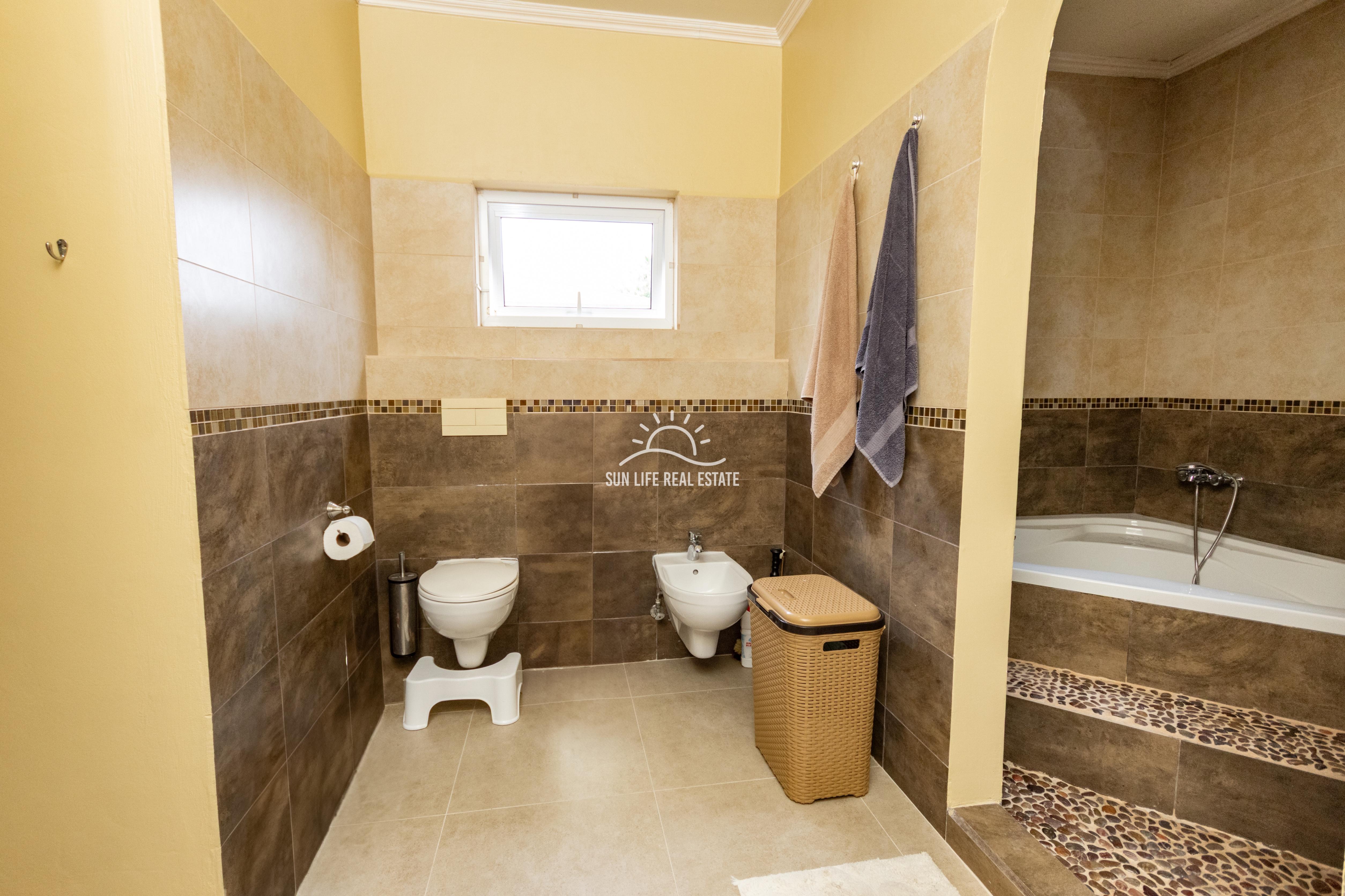 Spacious Family Home for Rent in Montaña