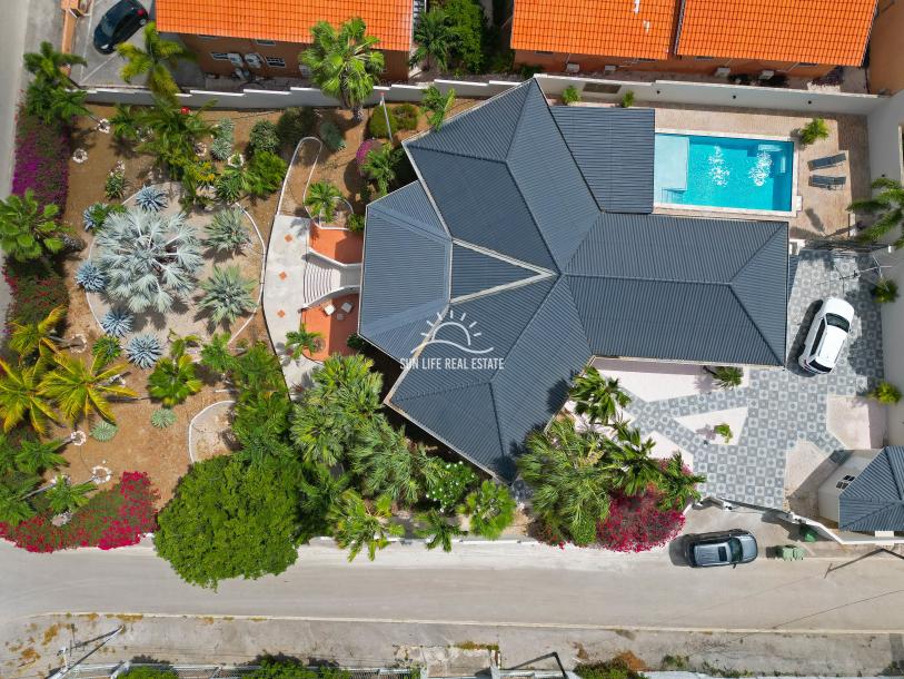 Expansive Home with Apartment & Generous Lot for Sale in Bottelier-66