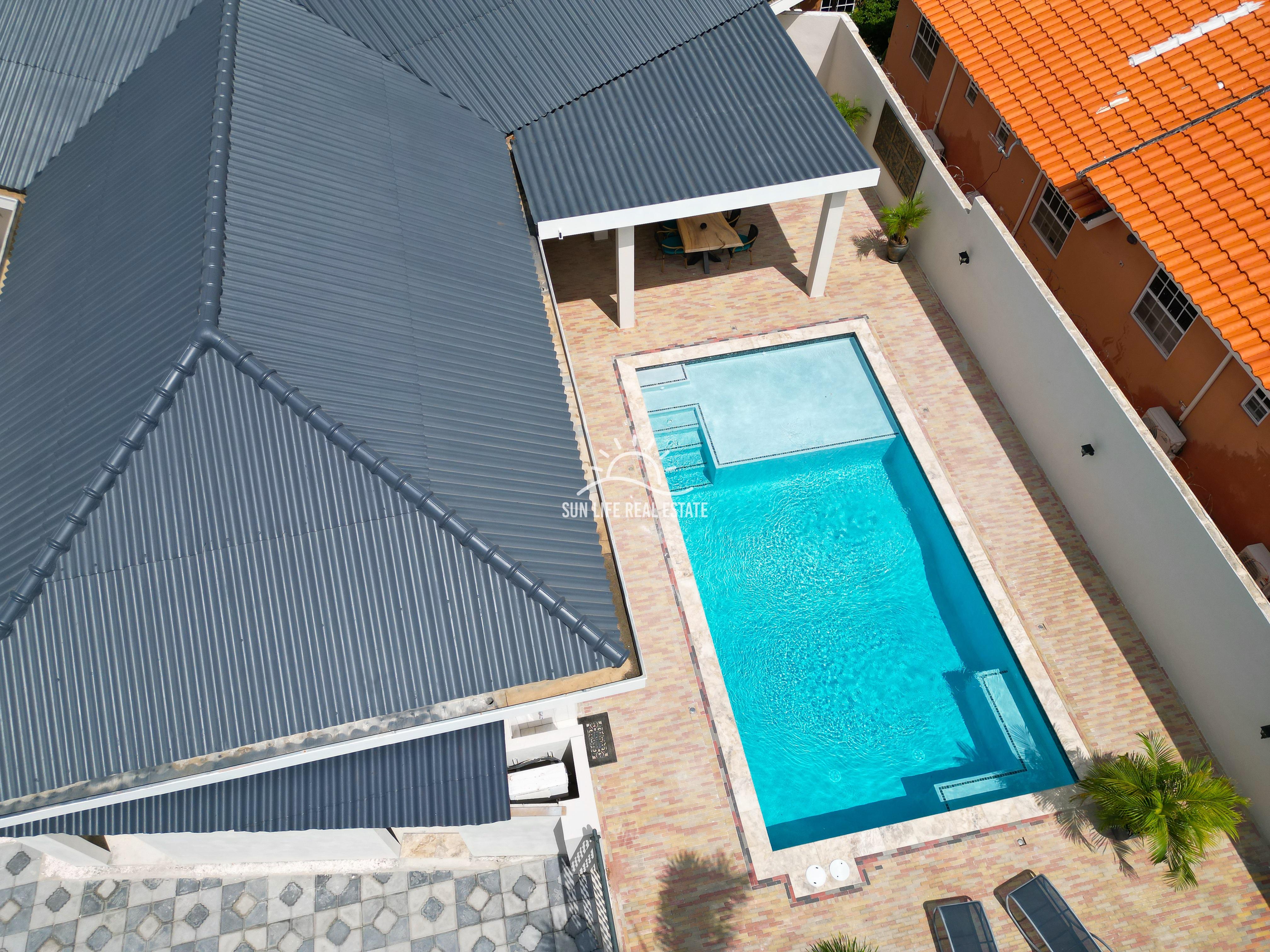 Expansive Home with Apartment & Generous Lot for Sale in Bottelier