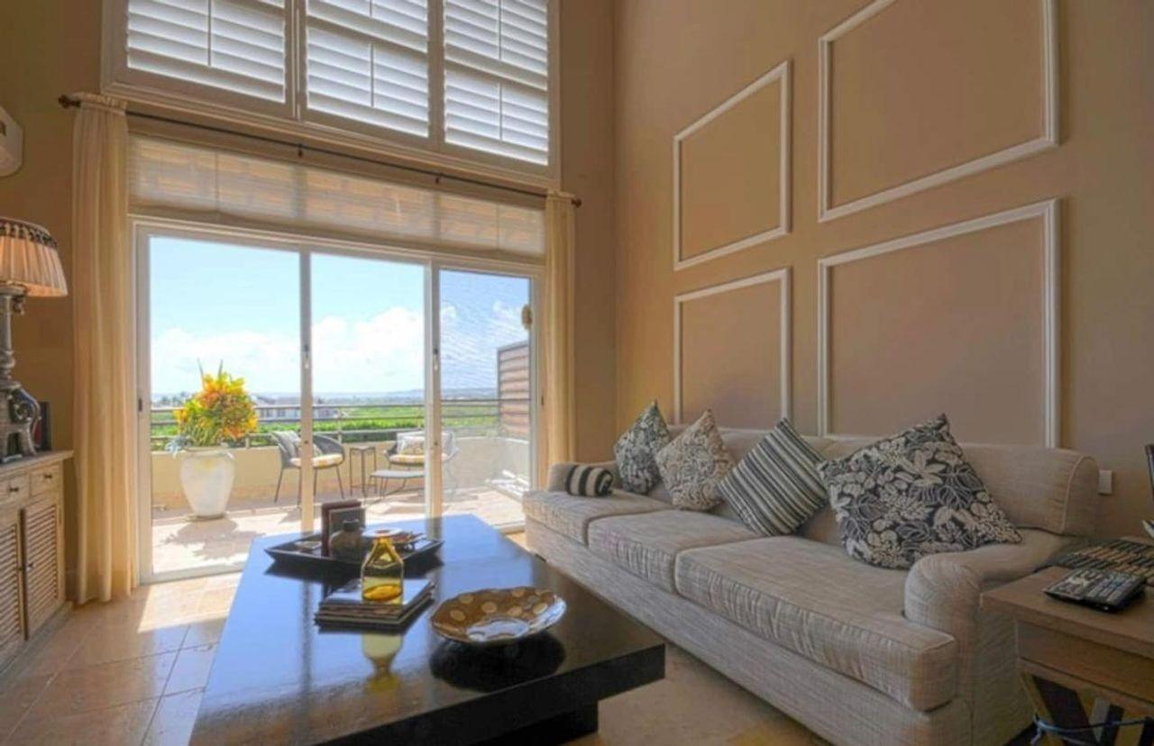 Fully Furnished Luxury 1-Bedroom Apartment with Sea, Pool & Farallón Views