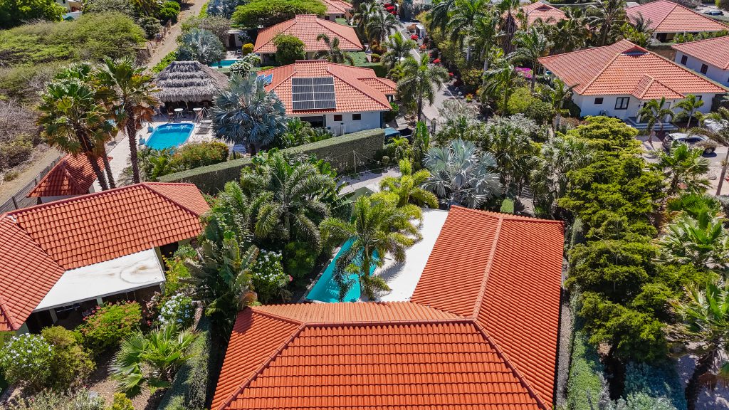 Buying a House on Curacao: Personal Purchase, Corporate Investment, or SPF?